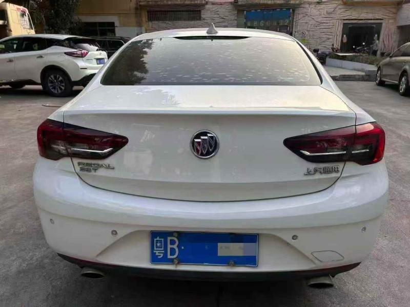 广州18年别克君威9