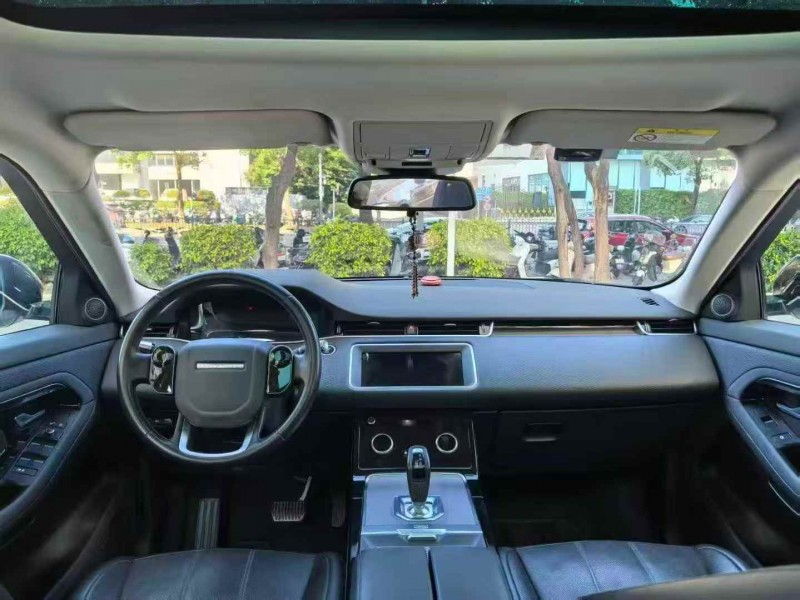 广州20年路虎极光4