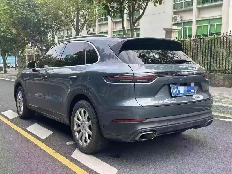 廣州18年保時捷卡宴6