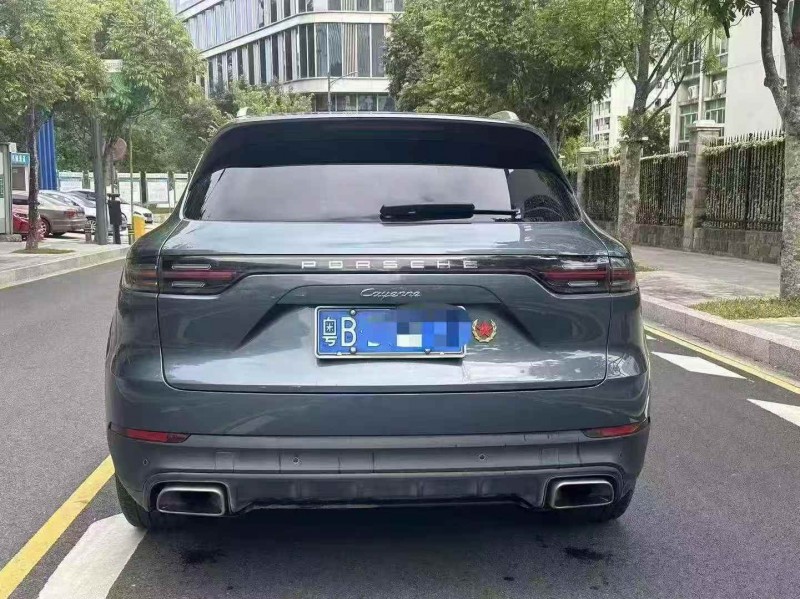 廣州18年保時捷卡宴9