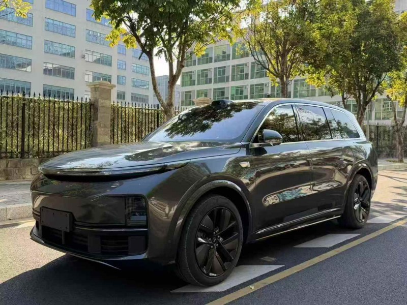 广州23年理想L92