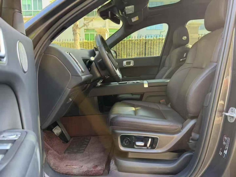 广州23年理想L94