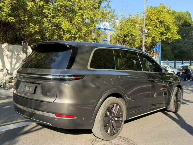 广州23年理想L98