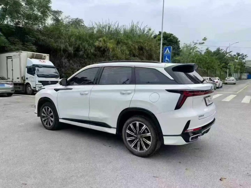 南宁24年长安汽车CS758