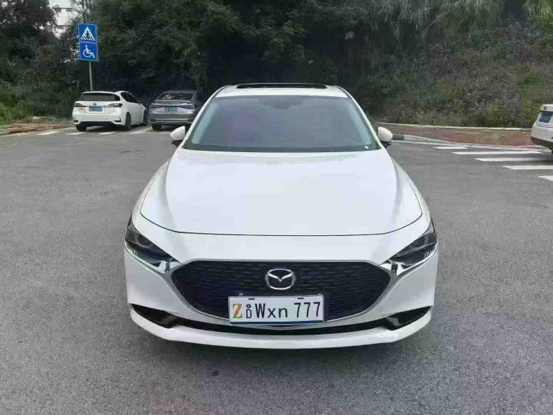 南宁25年马自达昂克赛拉1