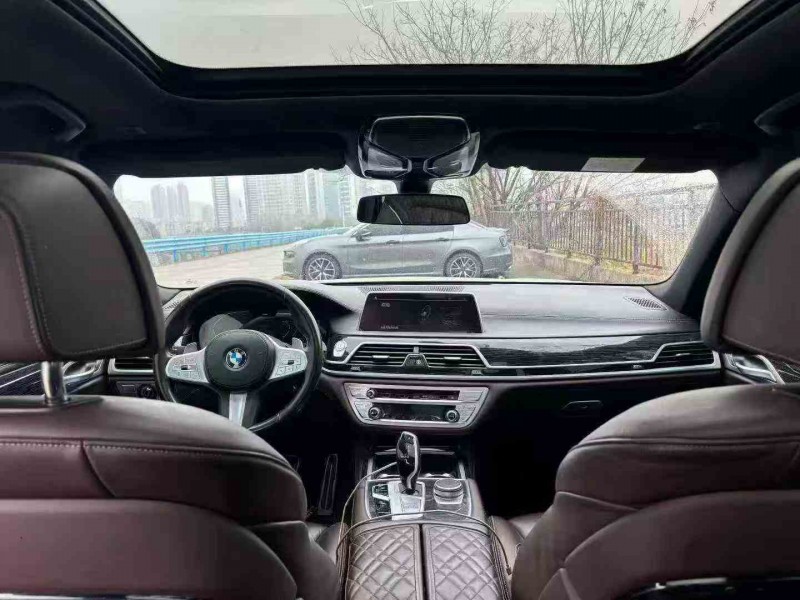 九江21年宝马7系5