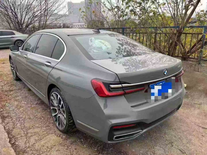 九江21年宝马7系7