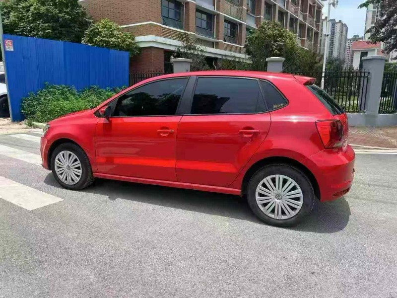 南宁17年大众polo7