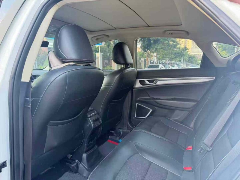 南宁20年吉利帝豪6