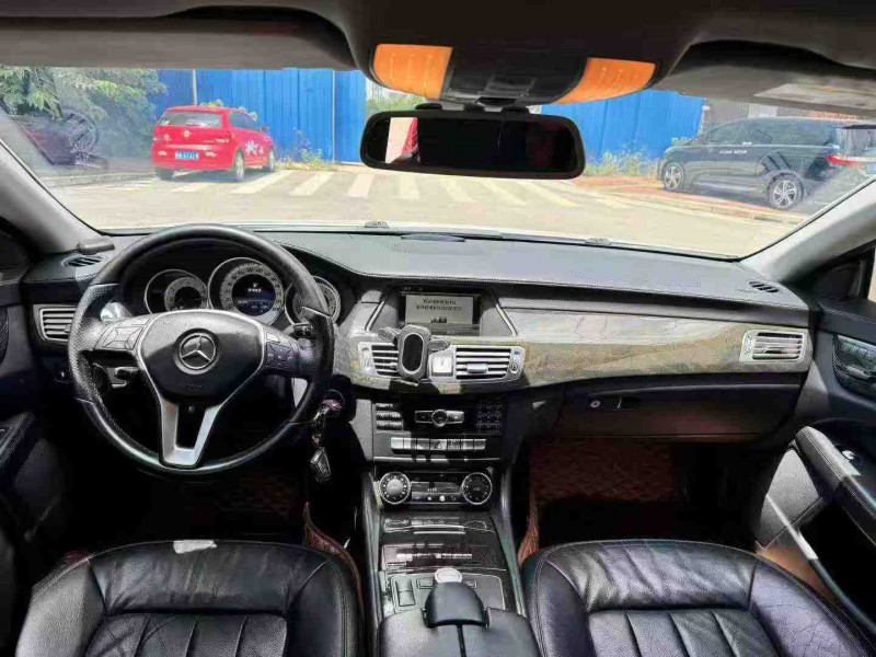 南宁13年奔驰CLS5