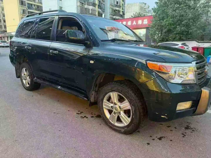 鹰潭12年丰田兰德酷路泽2