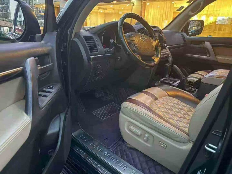 鹰潭12年丰田兰德酷路泽4