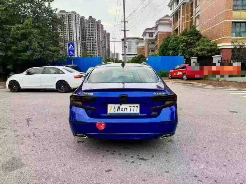 南宁18年本田雅阁9