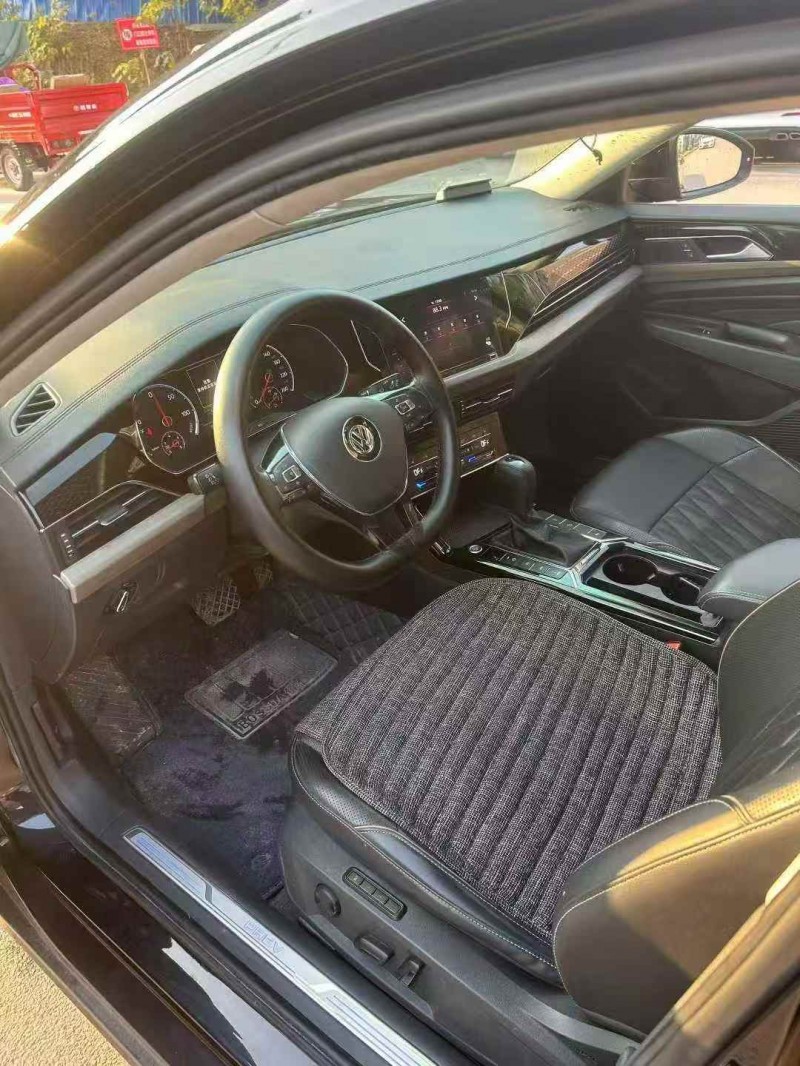 遵义20年大众帕萨特5