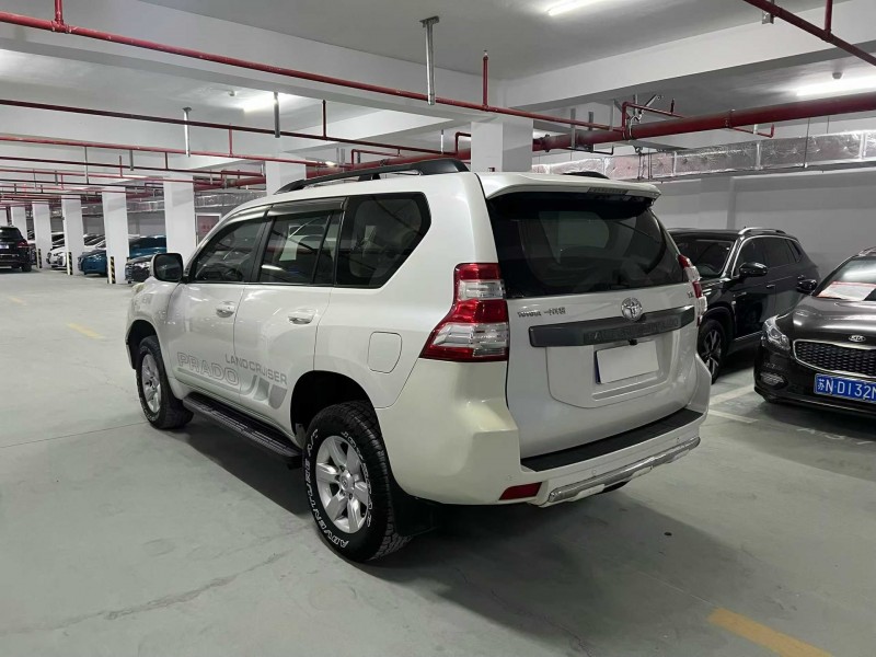 宿遷18年豐田普拉多8