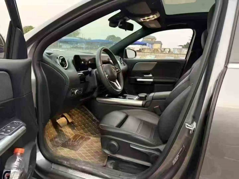 湛江22年奔驰GLA6