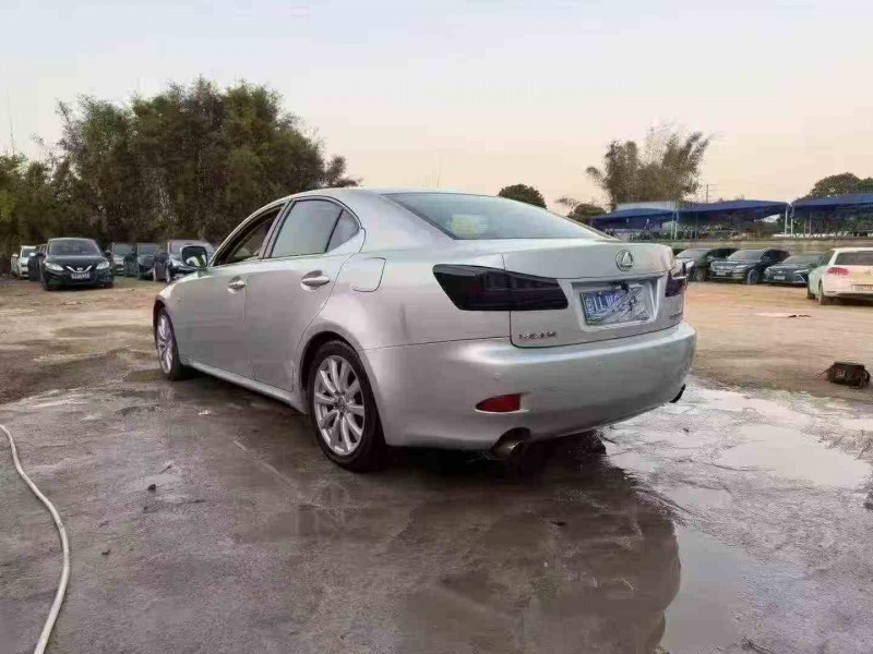 江门08年雷克萨斯IS6