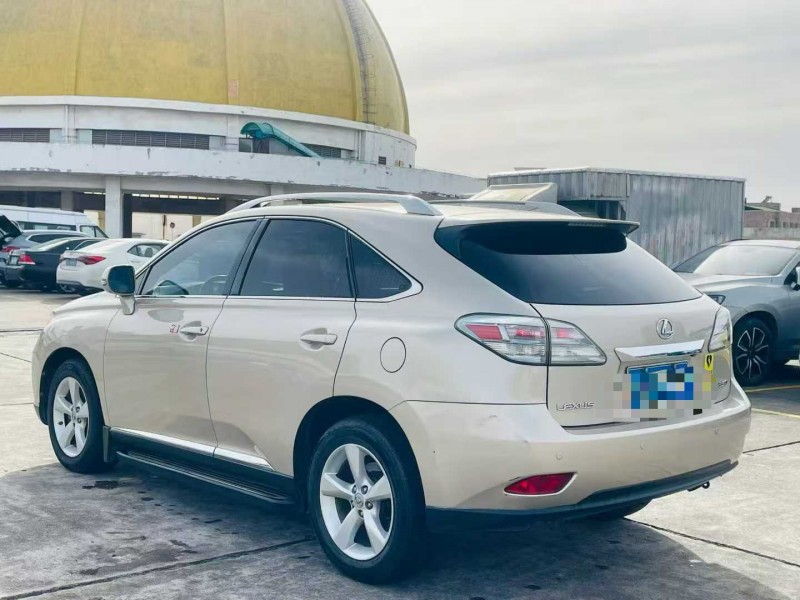 东莞12年雷克萨斯RX7