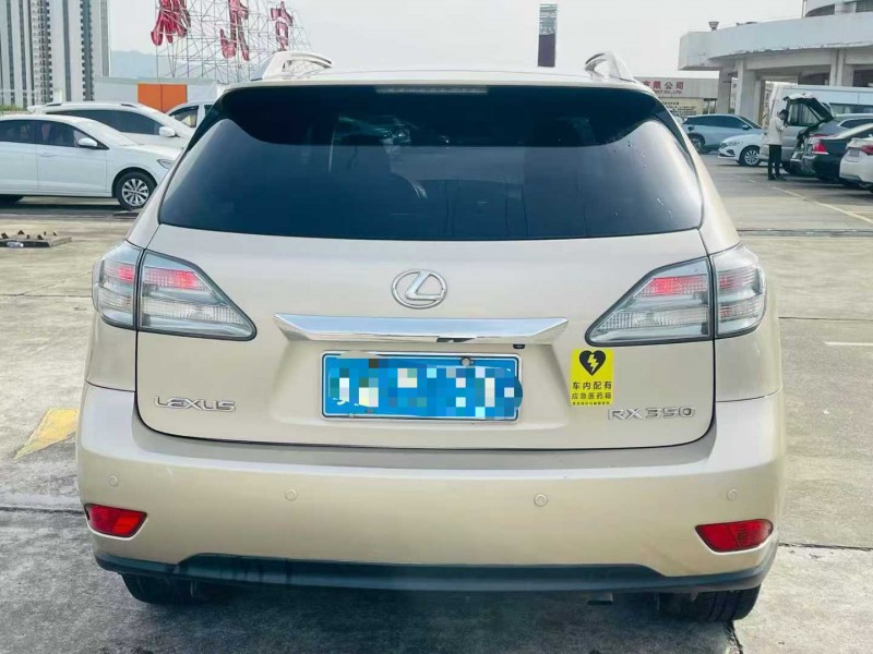 东莞12年雷克萨斯RX8