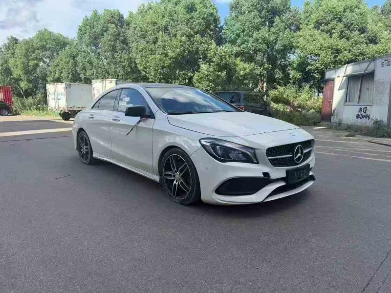 金华16年奔驰CLA2