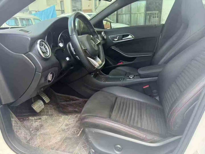 金华16年奔驰CLA4