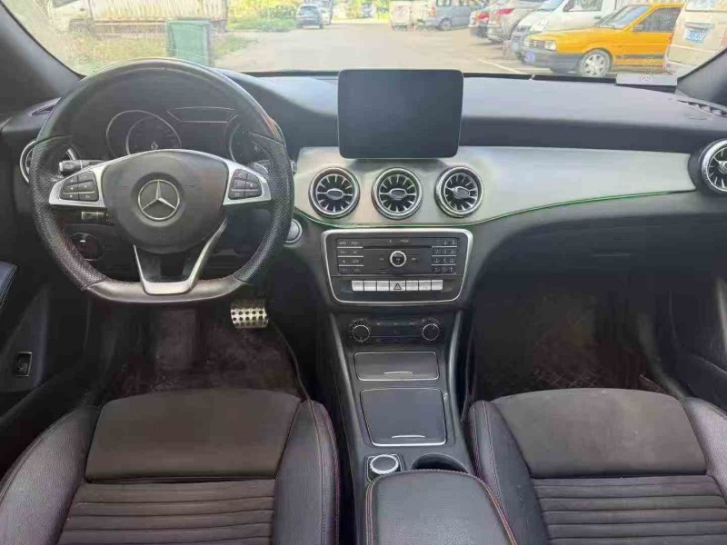 金华16年奔驰CLA5