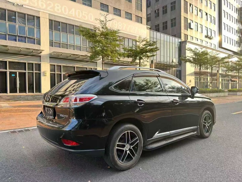 东莞15年雷克萨斯RX8