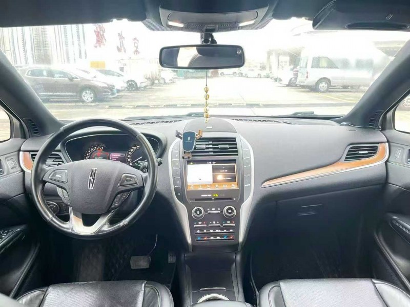 东莞17年林肯MKC8