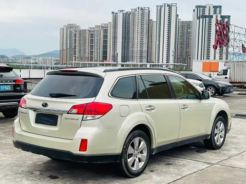 东莞12年斯巴鲁傲虎8