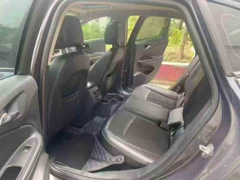 佛山18年别克威朗6