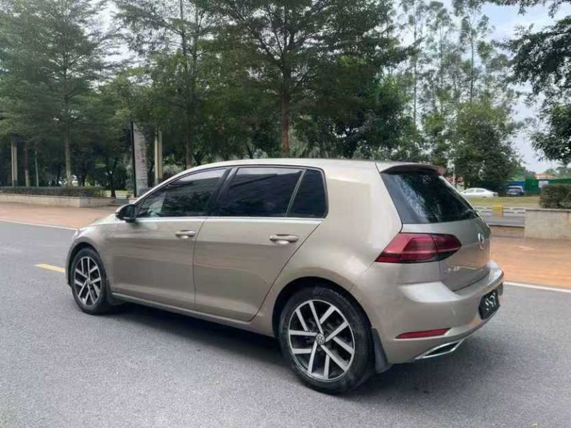 东莞18年大众高尔夫7