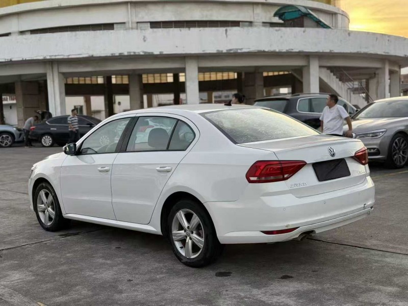 东莞19年大众朗逸5