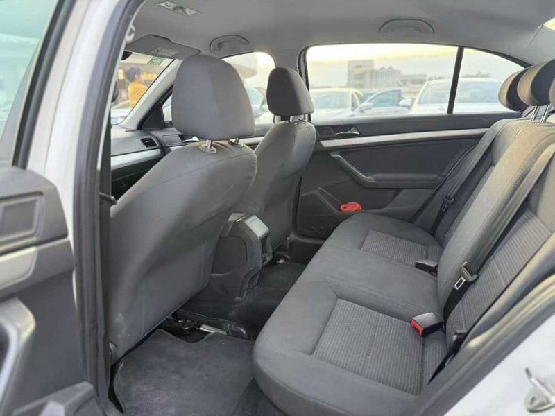 东莞19年大众朗逸6