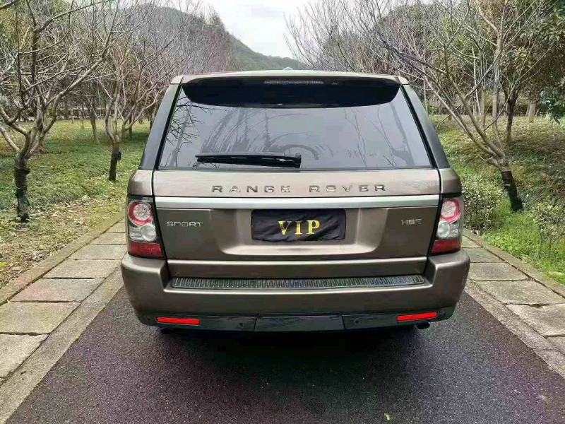 金华13年路虎揽胜运动9