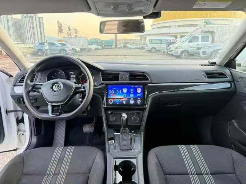 东莞16年大众凌渡5