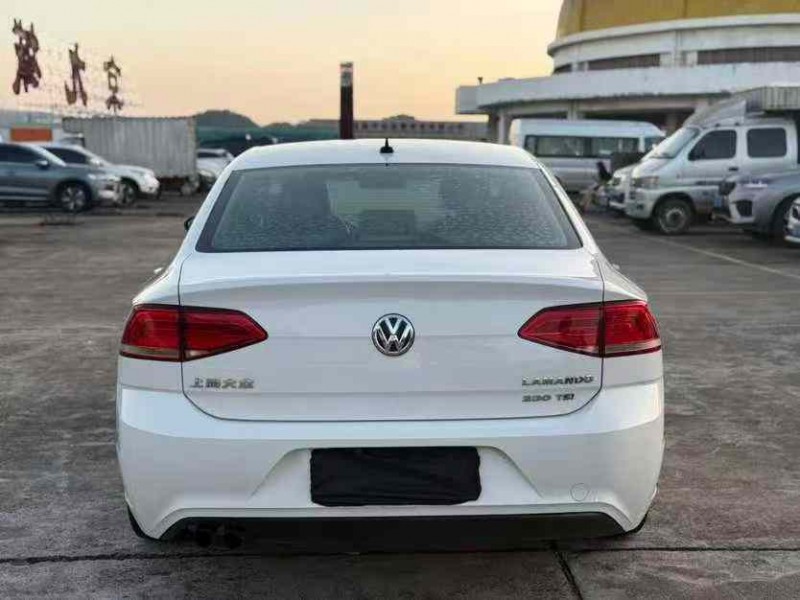 东莞16年大众凌渡7
