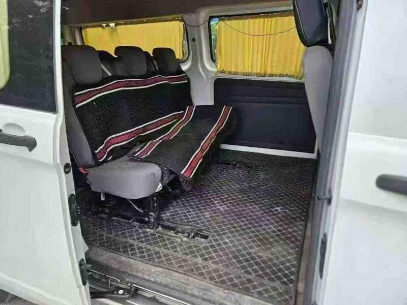 南宁17年福特全顺6