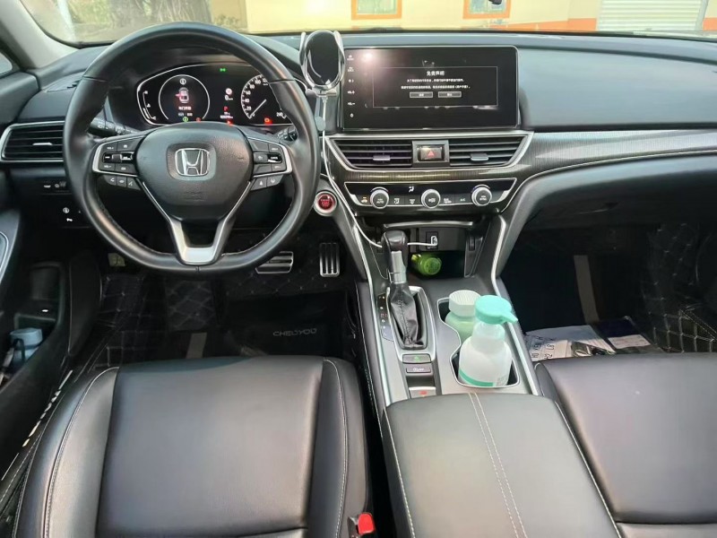 湛江23年本田雅阁5