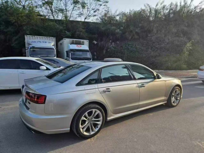 南宁16年奥迪A6L8