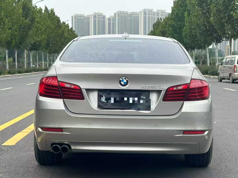 郑州15年宝马5系9