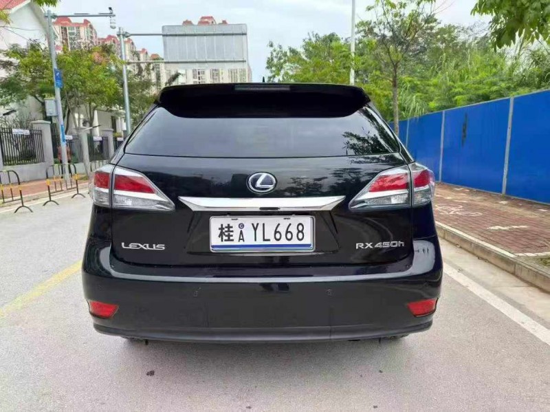 南宁14年雷克萨斯RX9
