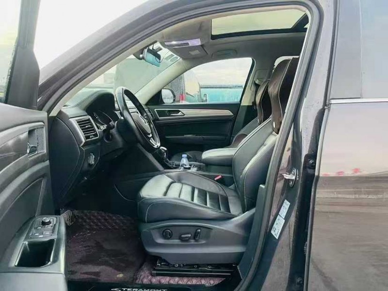 东莞18年大众途昂5