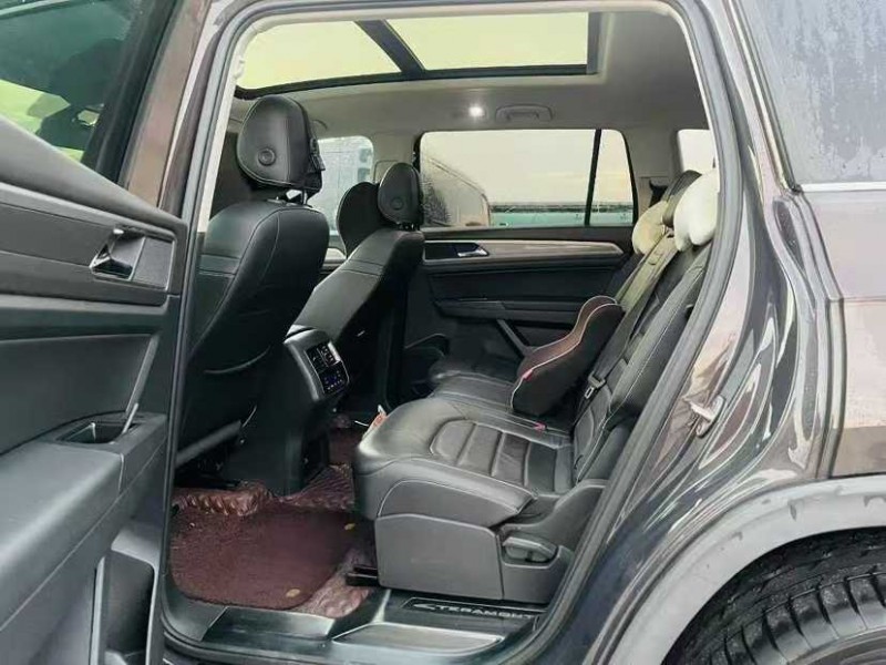 东莞18年大众途昂6