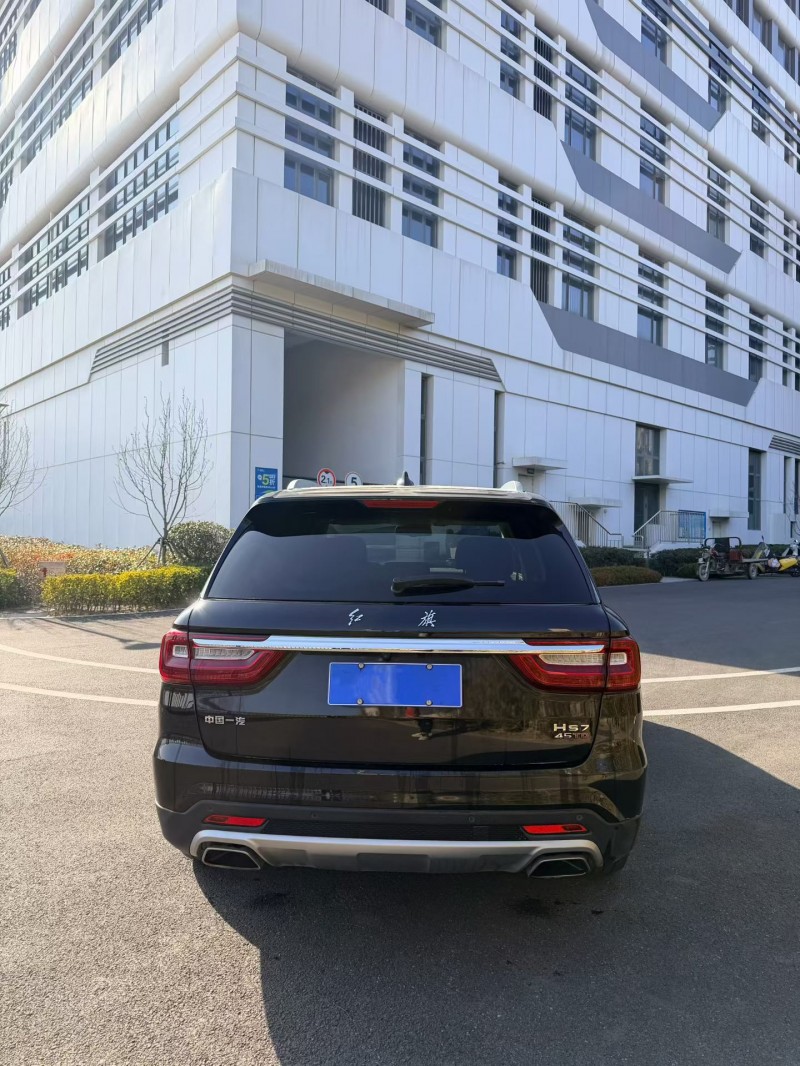 青島21年紅旗HS78