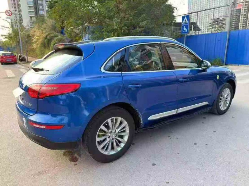 南宁17年众泰SR97