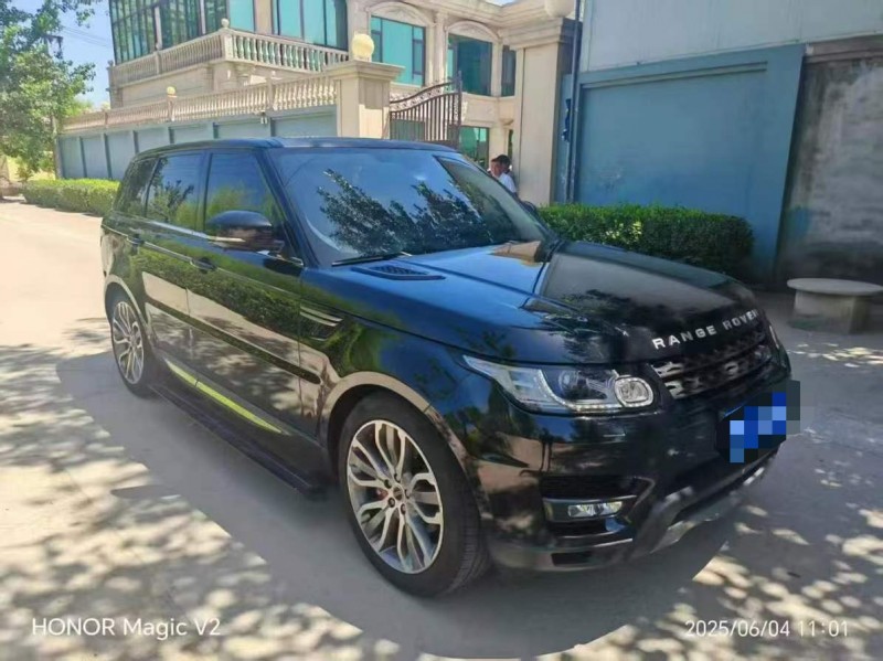 保定17年路虎揽胜运动3