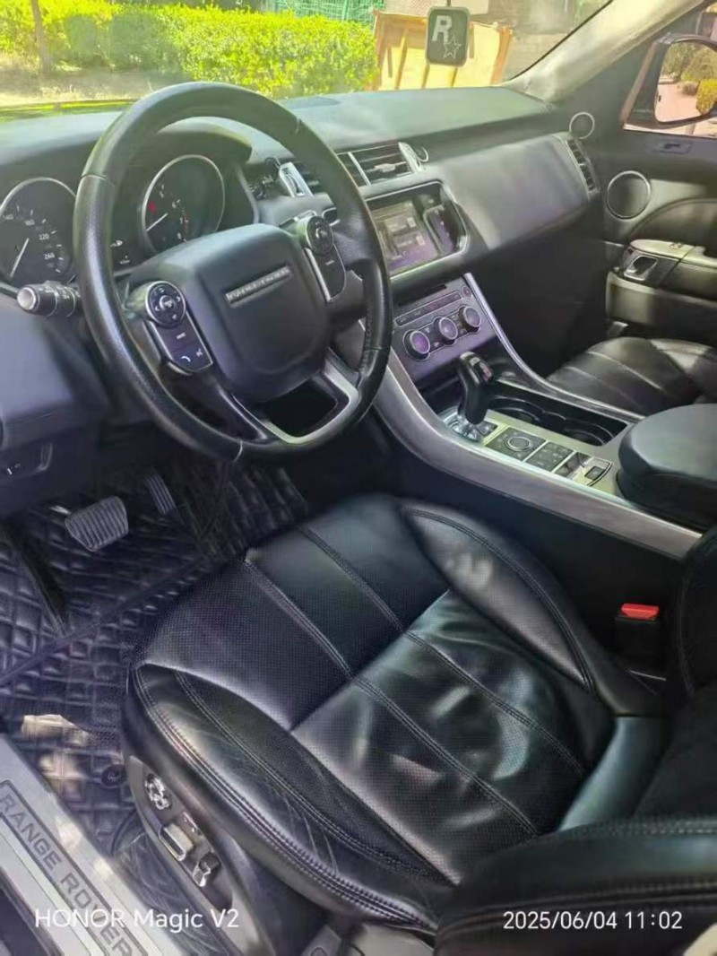 保定17年路虎揽胜运动6