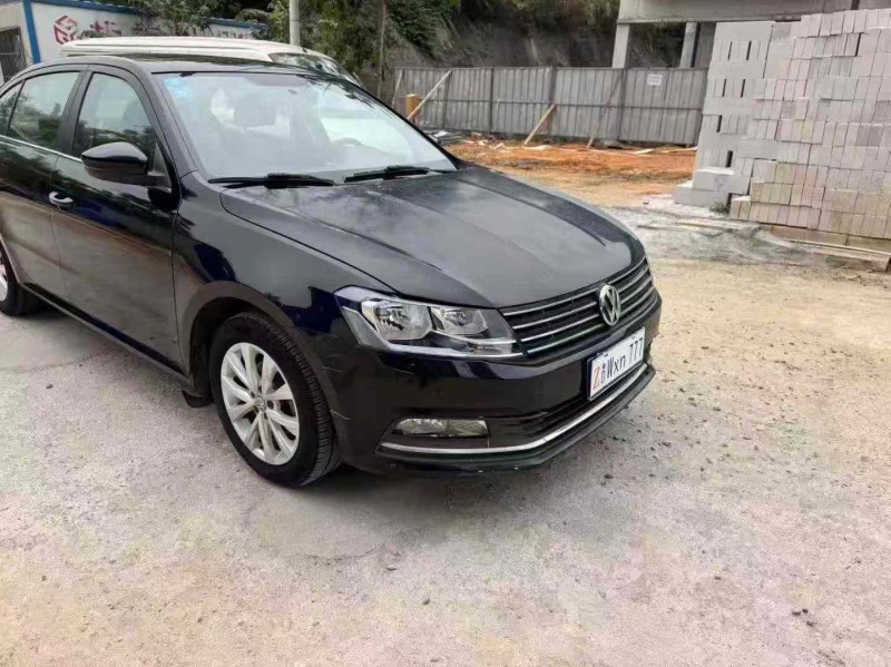 南宁17年大众朗逸2