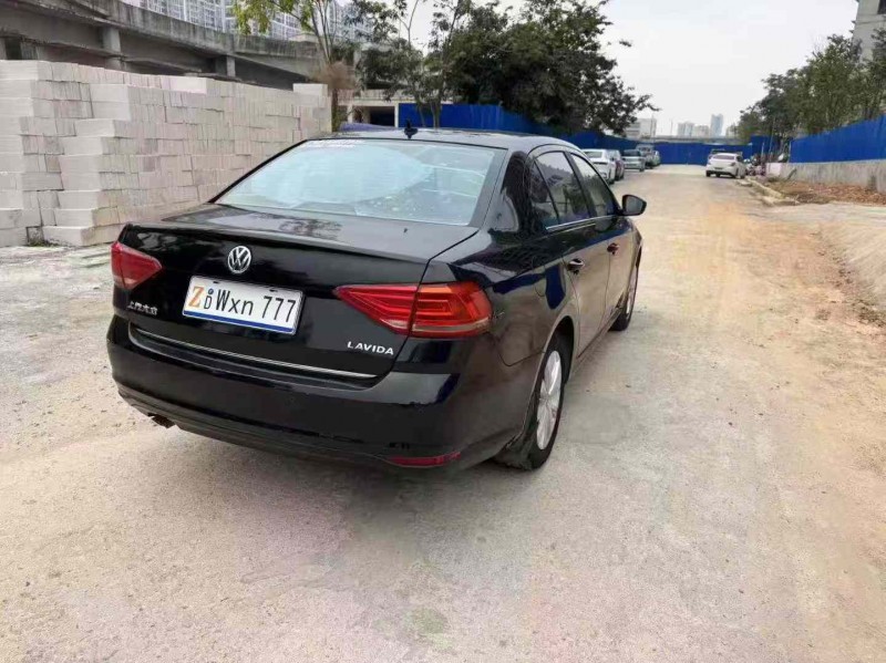 南宁17年大众朗逸7