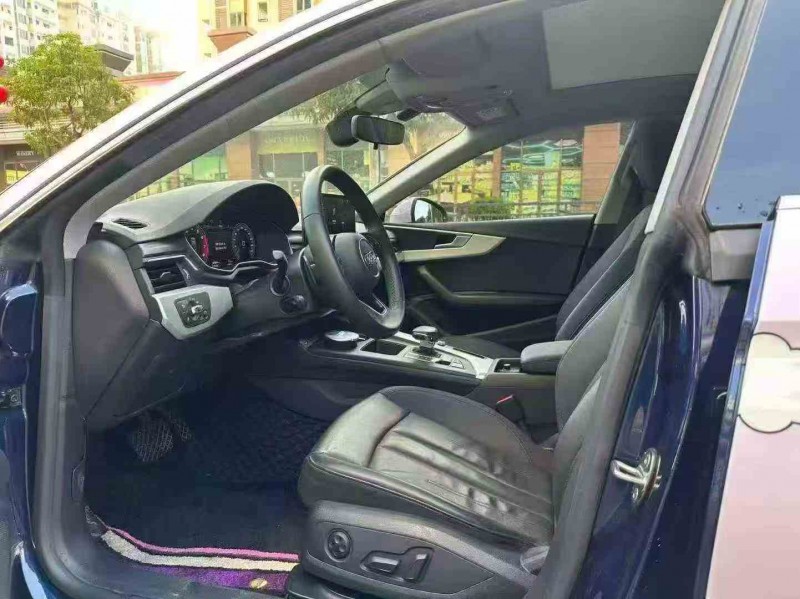 珠海21年奥迪A55